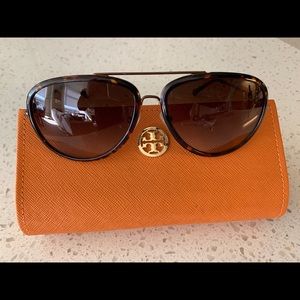 Tory Burch 58mm Aviator Sunglasses